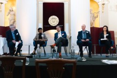 the-captains-table-london-event-competition-feedback-clients-investors-happy-5